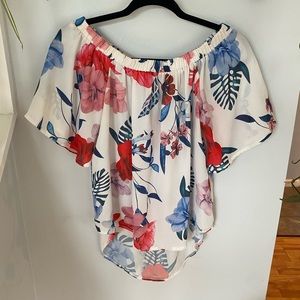 High/Low Floral Blouse